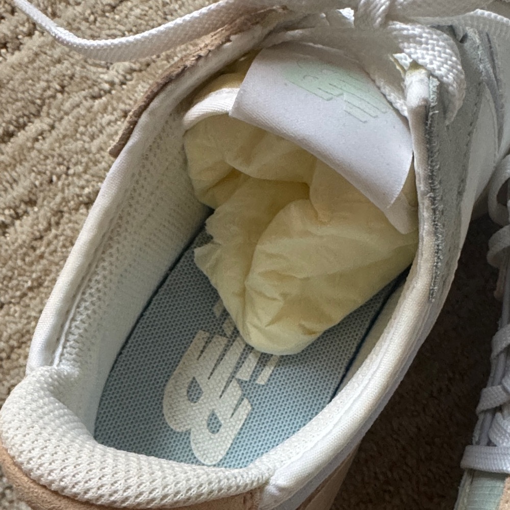 New Balance Women's Cream and Blue Sneakers - Picture 4 of 5